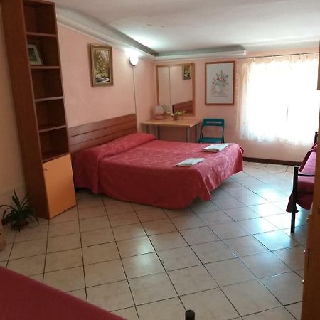 Roma Inn 2000 Εξωτερικό φωτογραφία